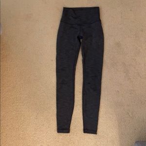 Gray Lululemon Wunder Under Leggings